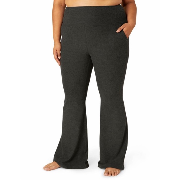 BEYOND YOGA Spacedye High Waisted All Day Flare Pant in Darkest Night - Picture 5 of 12
